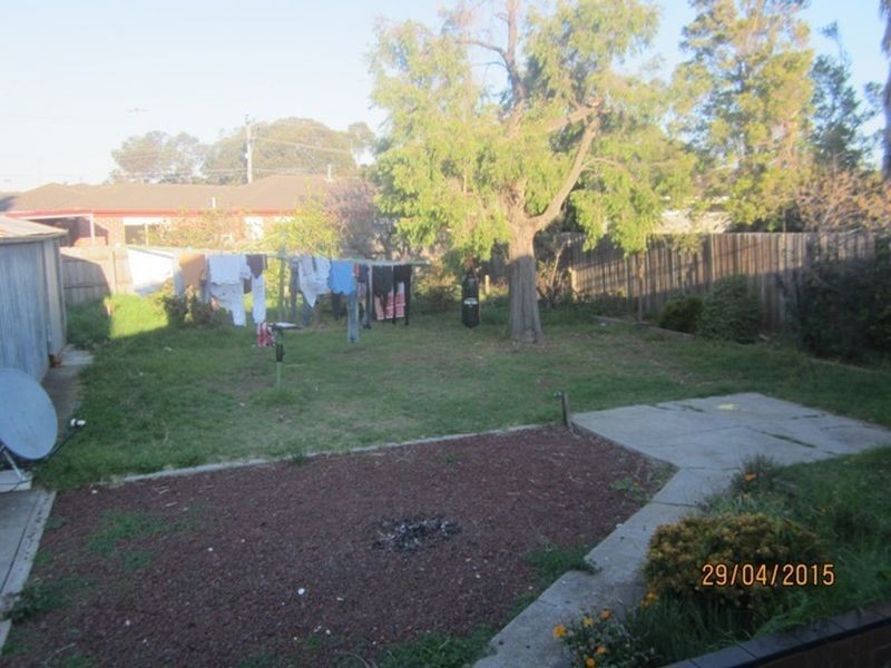 17 Powell Drive, Hoppers Crossing VIC 3029