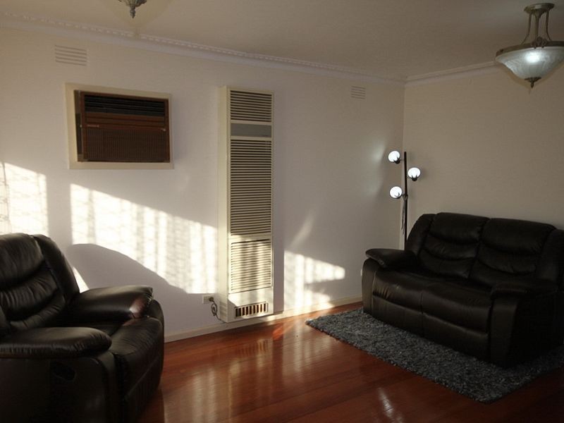 13 Minogue Crescent, Hoppers Crossing VIC 3029