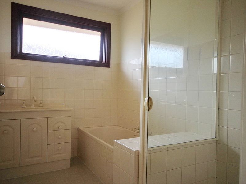 13 Minogue Crescent, Hoppers Crossing VIC 3029