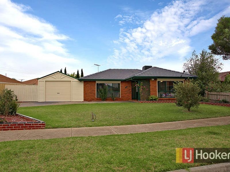 9 Sanderling Street, Werribee VIC 3030