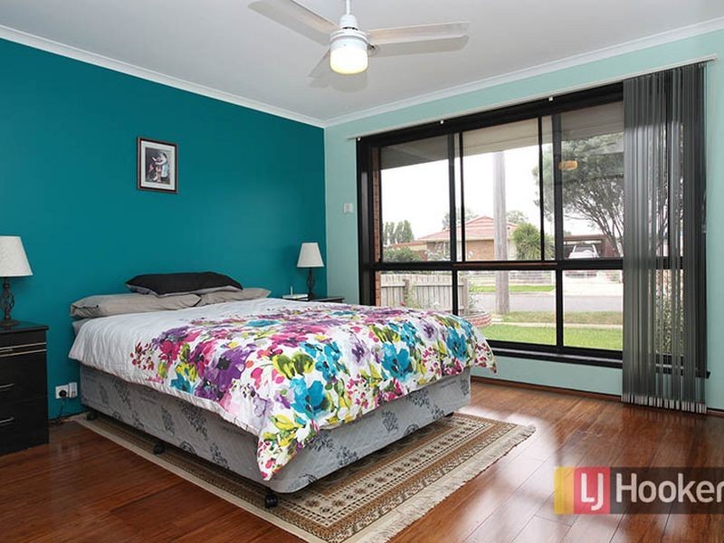 9 Sanderling Street, Werribee VIC 3030