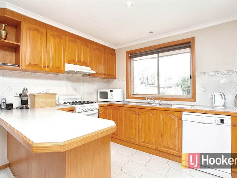 16 Ganges Court, Werribee VIC 3030