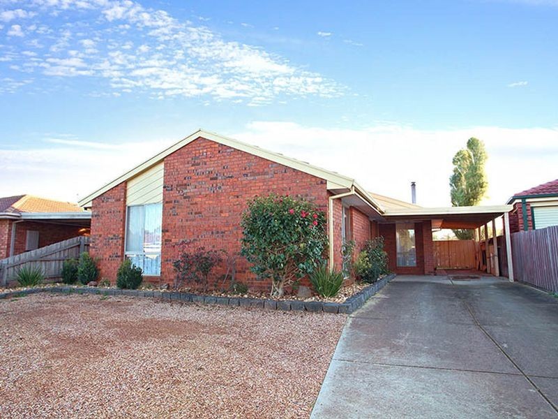 11 Thoroughbred Avenue, Werribee VIC 3030