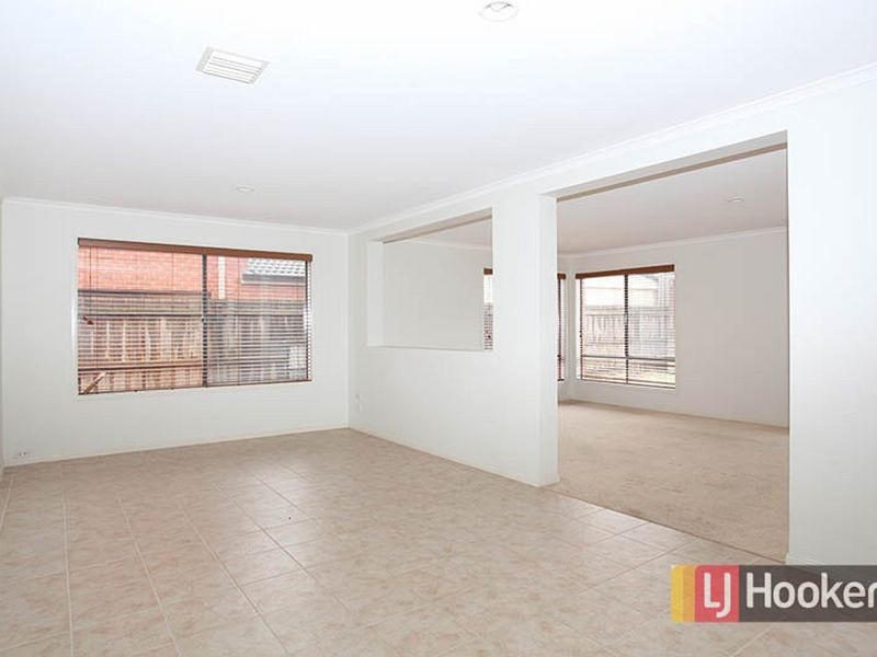 30 Bridgewater Way, Truganina VIC 3029