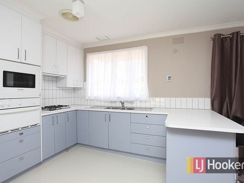 14 Mossfiel Drive, Hoppers Crossing VIC 3029