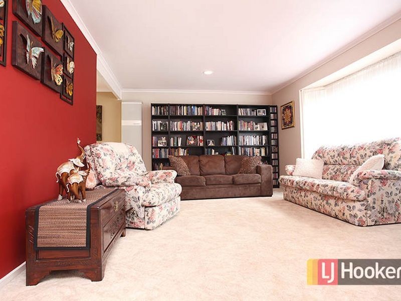 36 Callander Crescent, Hoppers Crossing VIC 3029