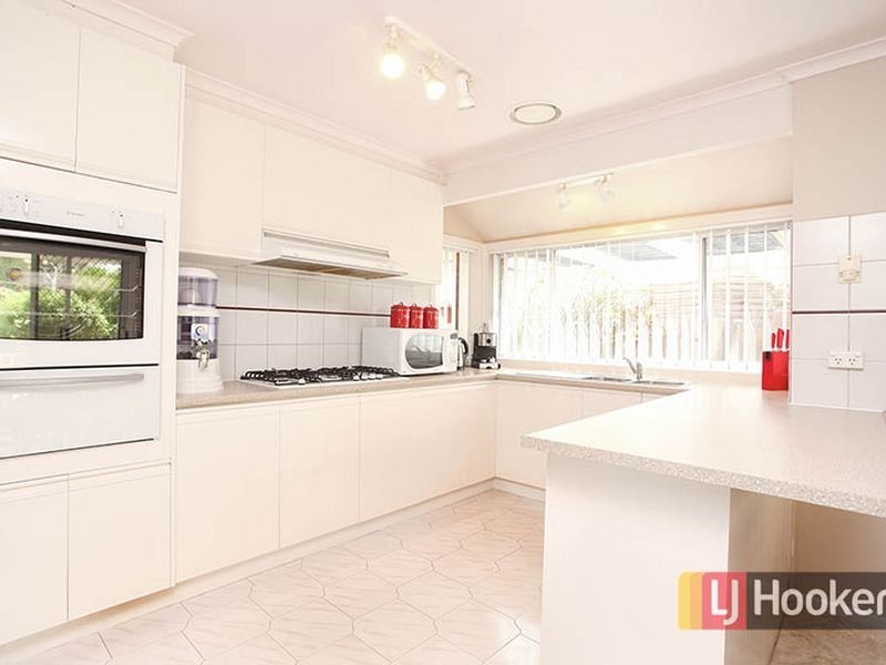 36 Callander Crescent, Hoppers Crossing VIC 3029