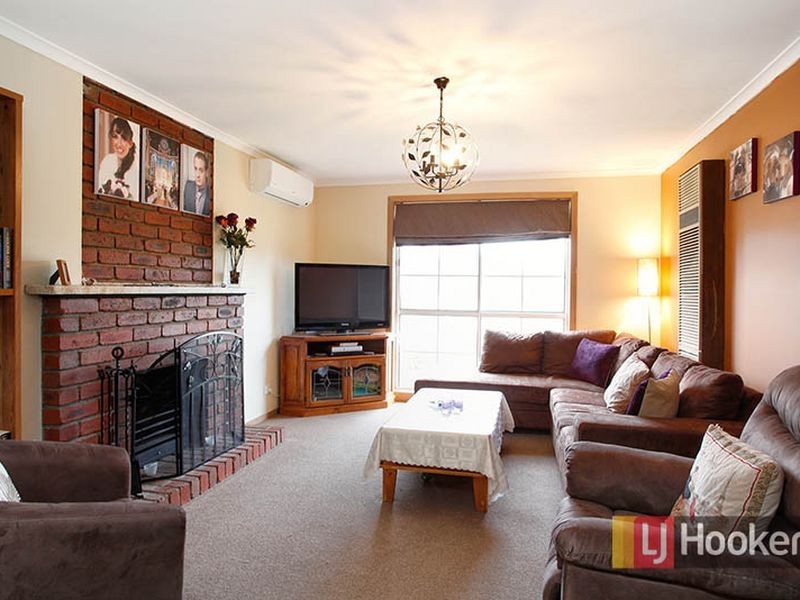 6 Bemboka Court, Werribee VIC 3030