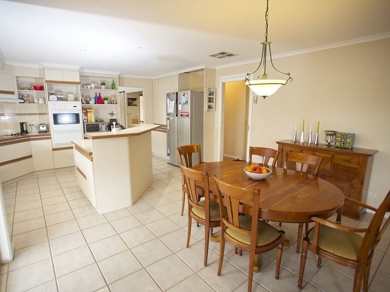 366 Hogans Road, Hoppers Crossing VIC 3029
