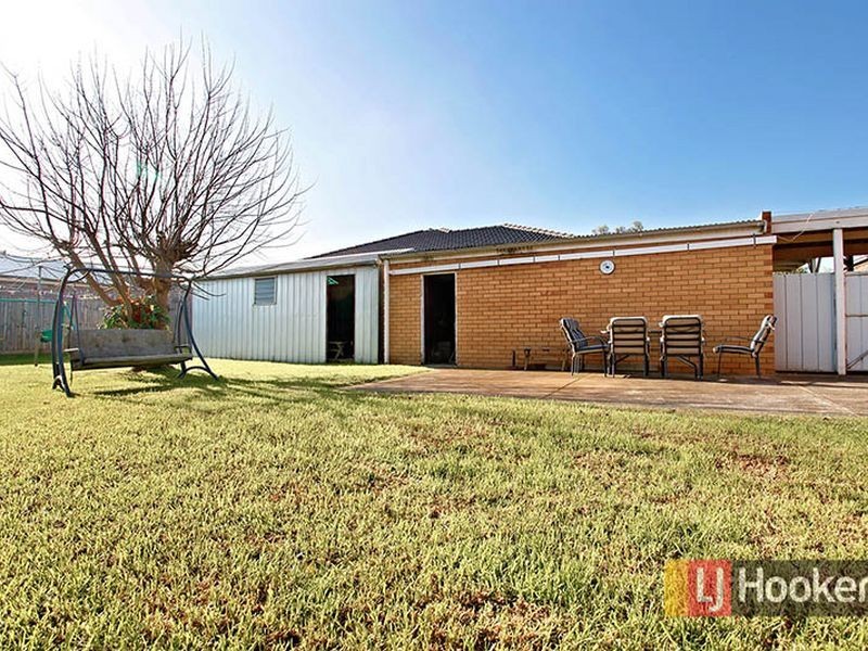 27 Meek Street, Werribee VIC 3030