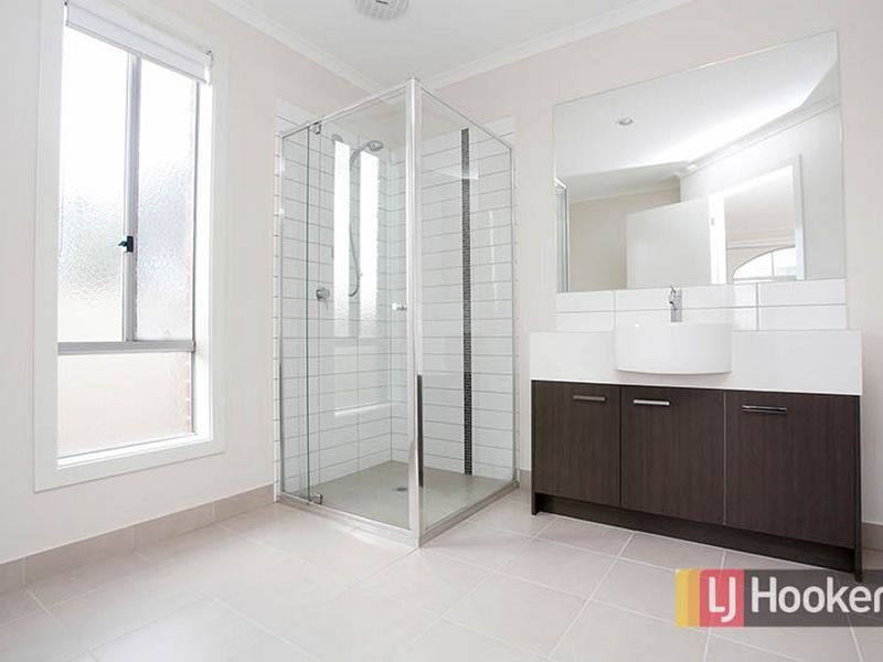1 Bushfield Road, Truganina VIC 3029