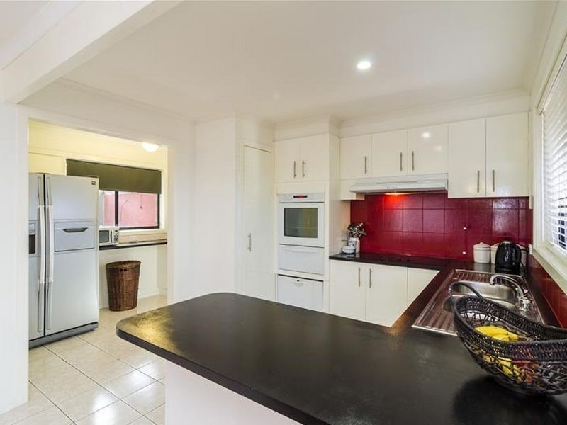 10 Elbe Close, Werribee VIC 3030