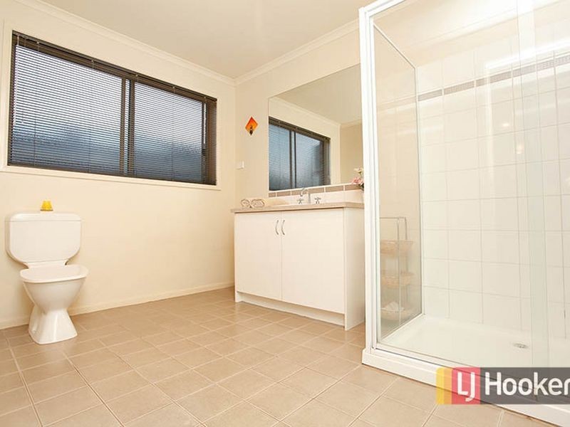 22 Stirling Drive, Derrimut VIC 3030