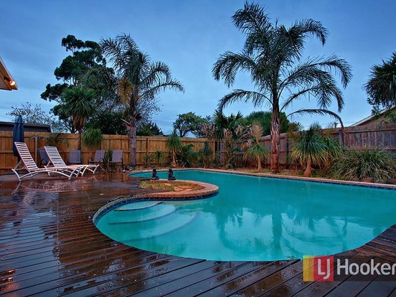 43 Baggott Drive, Hoppers Crossing VIC 3029