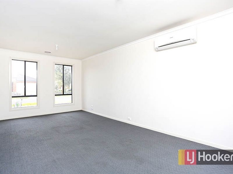 14 Brockwell Crescent, Wyndham Vale VIC 3024