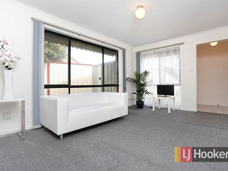 2/4 Paruna Place, Hoppers Crossing VIC 3029