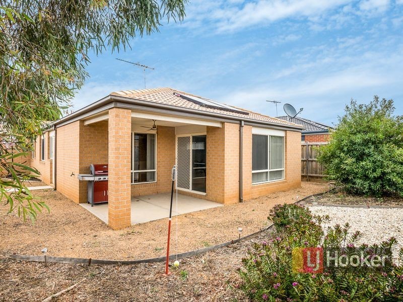 68 James Cook Drive, Truganina VIC 3029