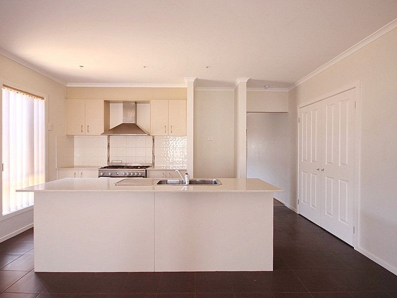 3 Galeff Avenue, Truganina VIC 3029