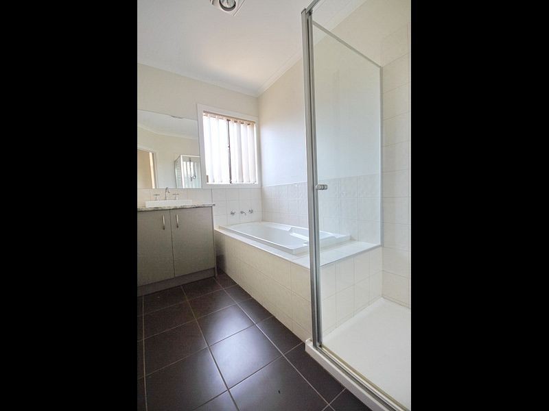 3 Galeff Avenue, Truganina VIC 3029