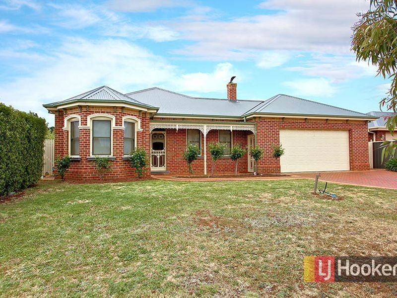 11 Empire Drive, Hoppers Crossing VIC 3029