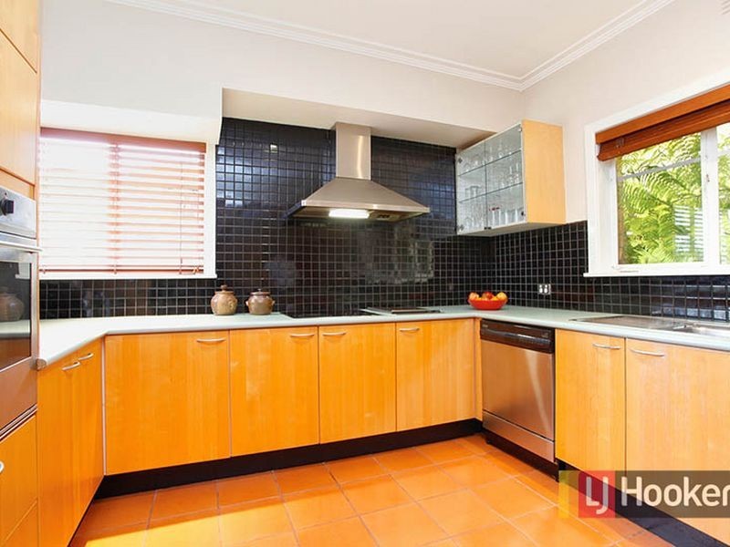 2 Queens Court, Werribee VIC 3030