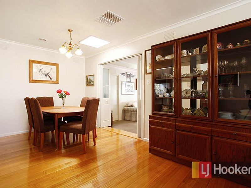 11 Warrenwood Avenue, Hoppers Crossing VIC 3029