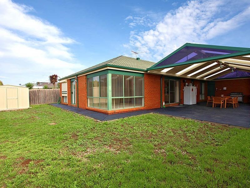 40 Thomas Carr Drive, Tarneit VIC 3029