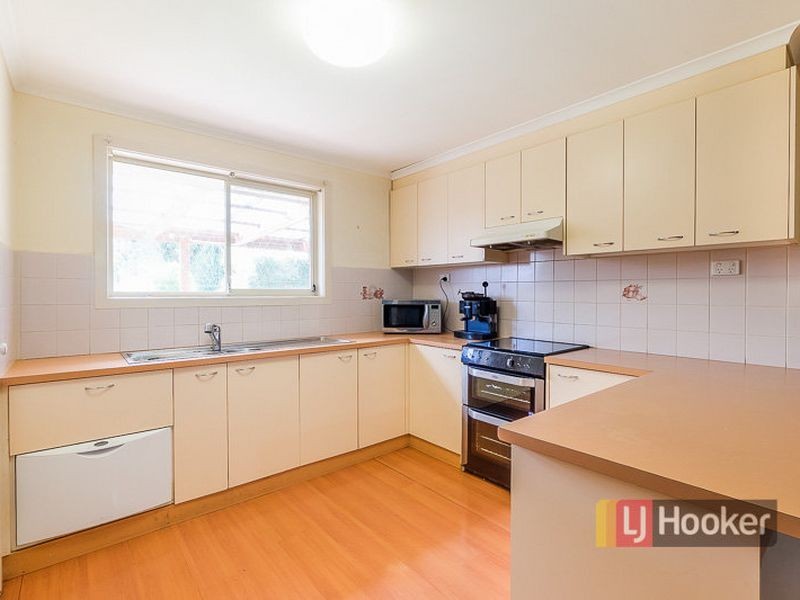 12 Thoroughbred Avenue, Werribee VIC 3030