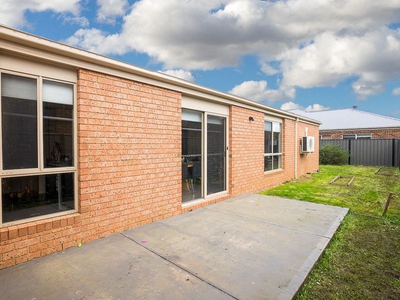 38 Carbine Avenue, Tarneit VIC 3029