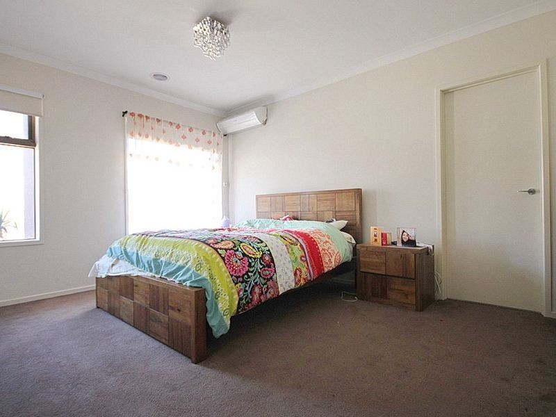 4 Vibrandia Way, Truganina VIC 3029