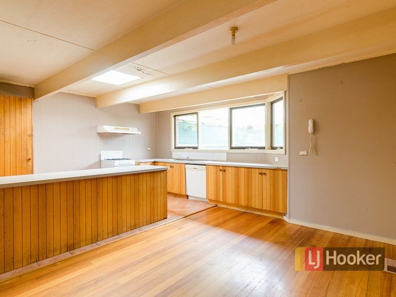 4 Davie Crescent, Hoppers Crossing VIC 3029