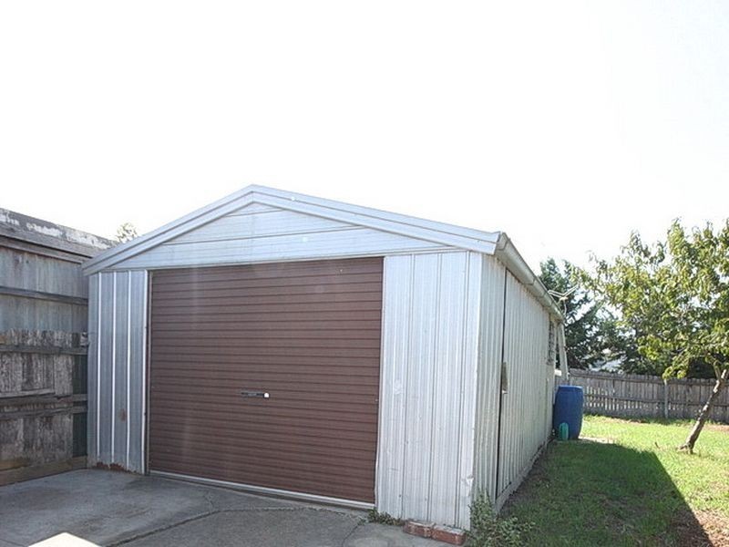 14 Pelican Place, Werribee VIC 3030