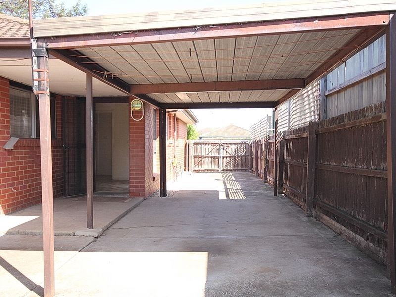 14 Pelican Place, Werribee VIC 3030