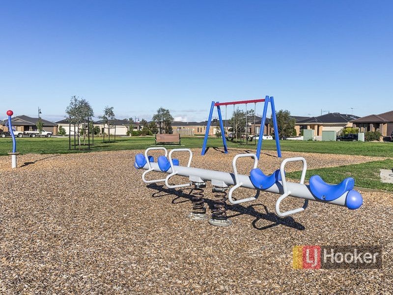 52 Orlando Drive, Truganina VIC 3029