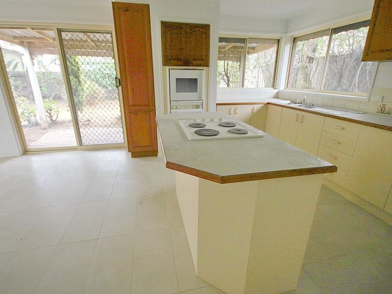 17 Dunk Court, Hoppers Crossing VIC 3029