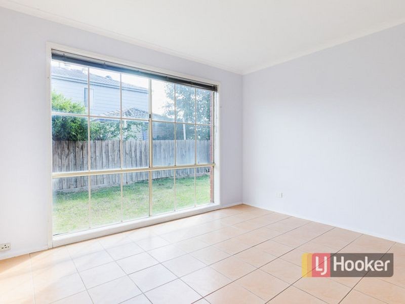 122 Wilmington Avenue, Hoppers Crossing VIC 3029