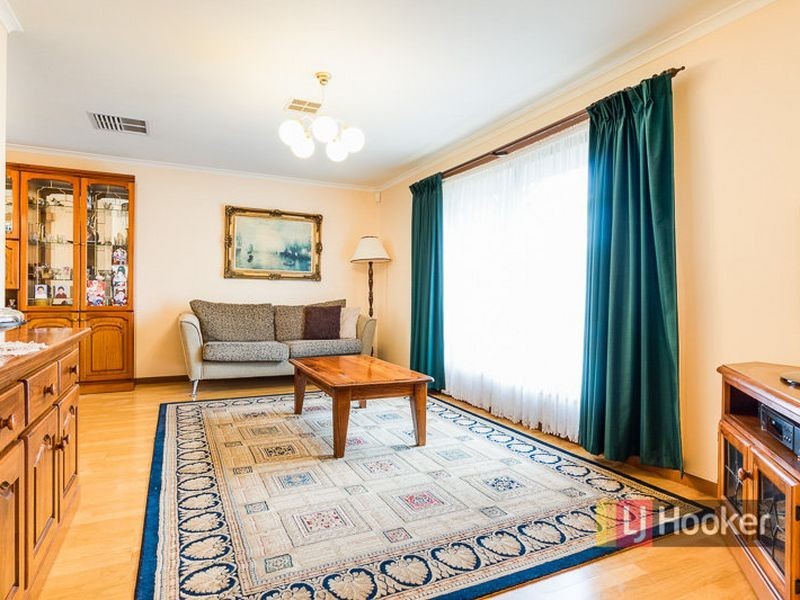 44 Silvereye Crescent, Werribee VIC 3030