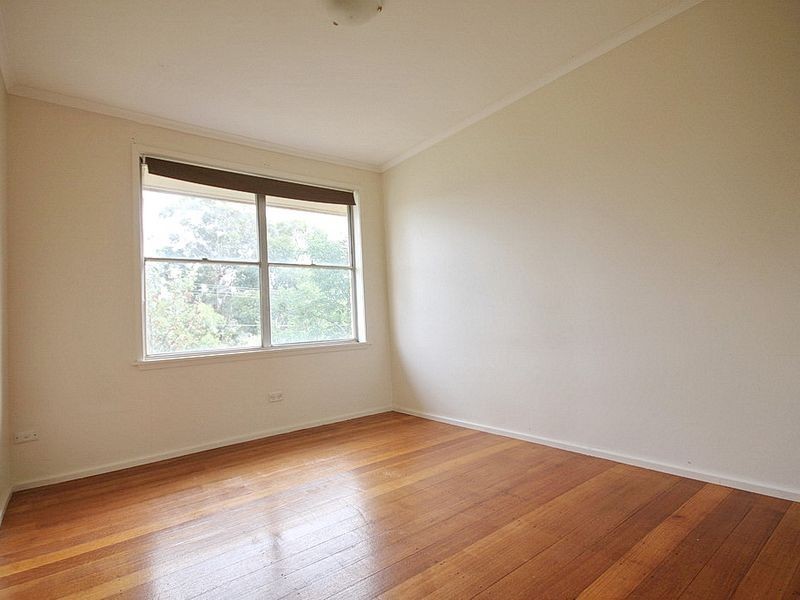 11 Golden Avenue, Werribee VIC 3030