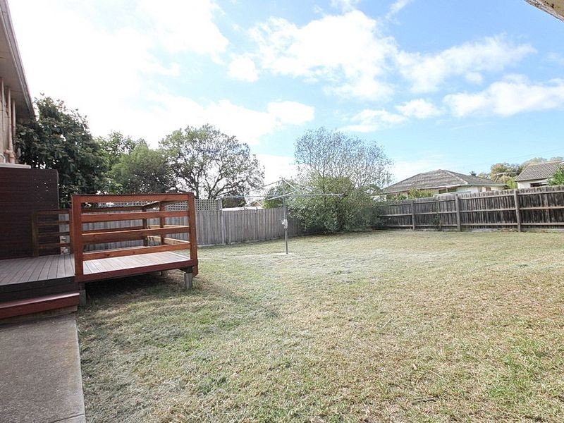 11 Golden Avenue, Werribee VIC 3030
