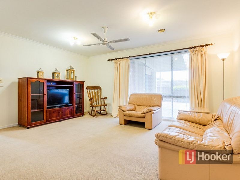 11 Alsace Avenue, Hoppers Crossing VIC 3029