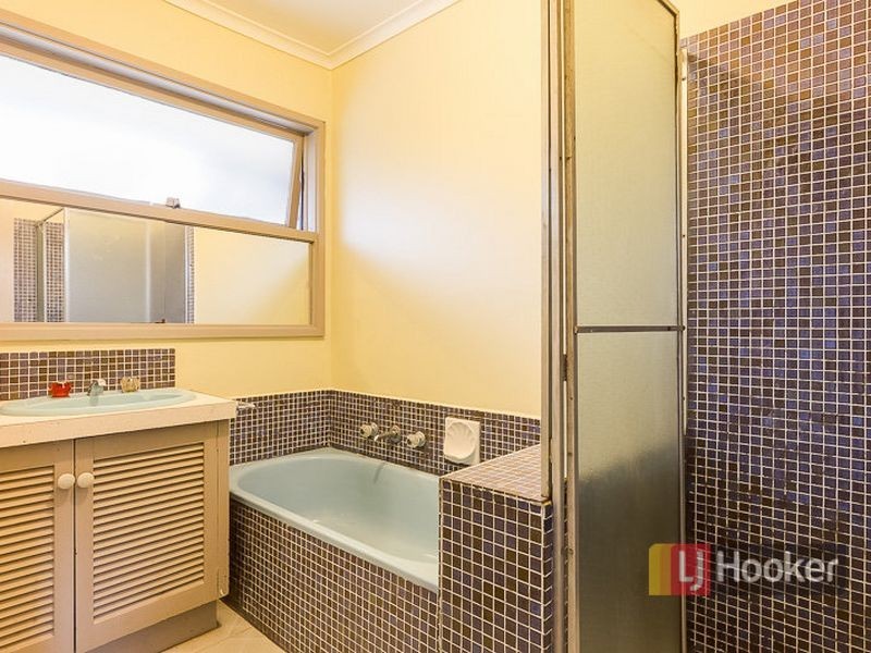 32 Honour Avenue, Wyndham Vale VIC 3024