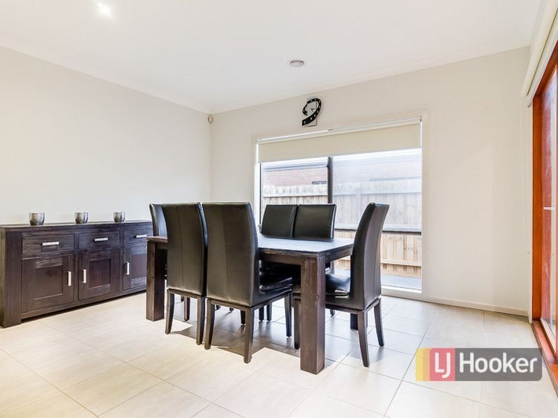 36 Timbarra Drive, Werribee VIC 3030