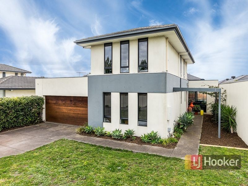 16 Signature Boulevard, Point Cook VIC 3030