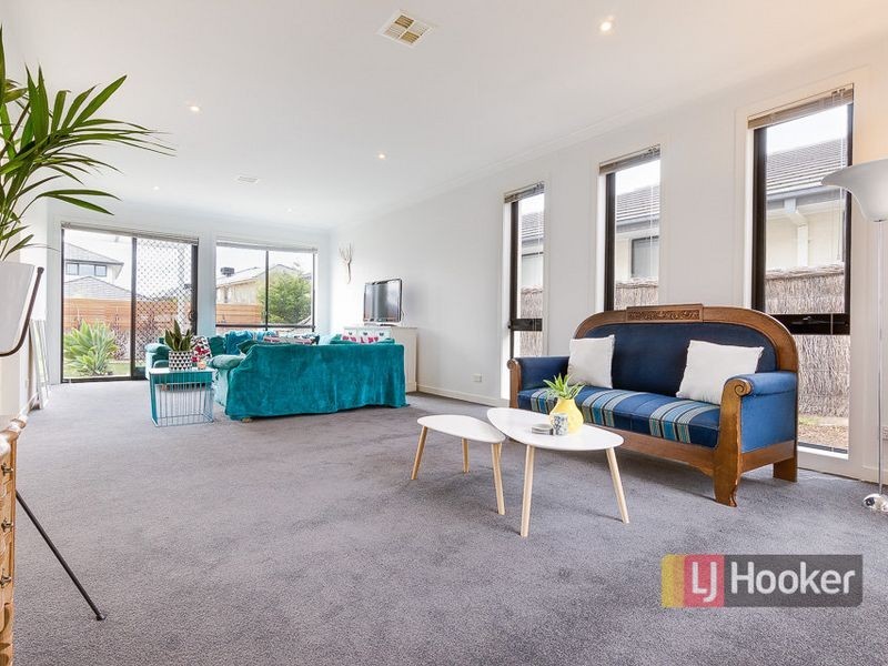 16 Signature Boulevard, Point Cook VIC 3030