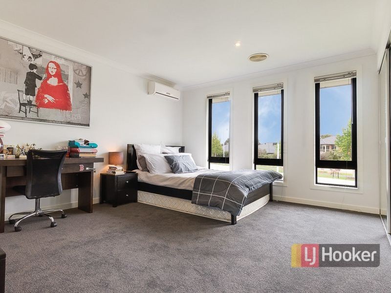 16 Signature Boulevard, Point Cook VIC 3030