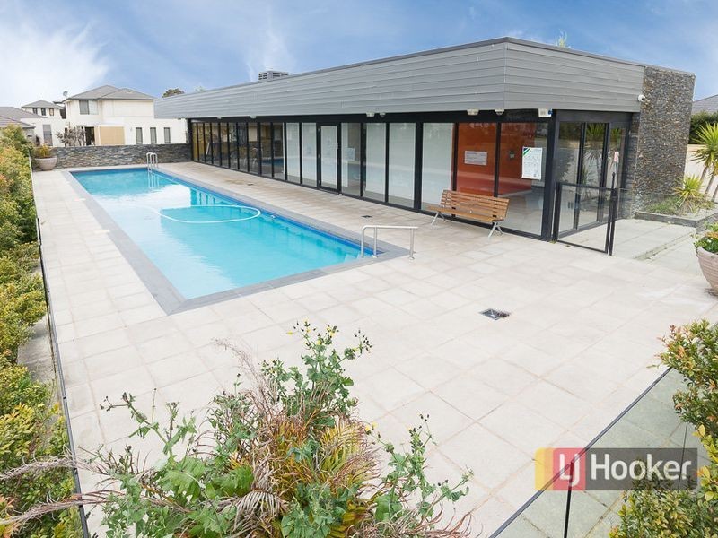 16 Signature Boulevard, Point Cook VIC 3030