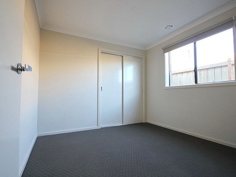 30 Yates Avenue, Truganina VIC 3029