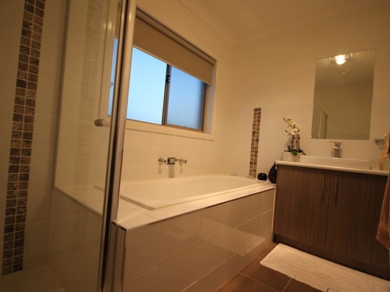 56 Clearwood Drive, Tarneit VIC 3029