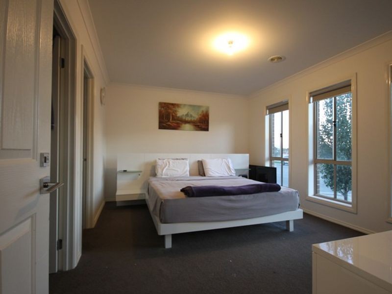 56 Clearwood Drive, Tarneit VIC 3029