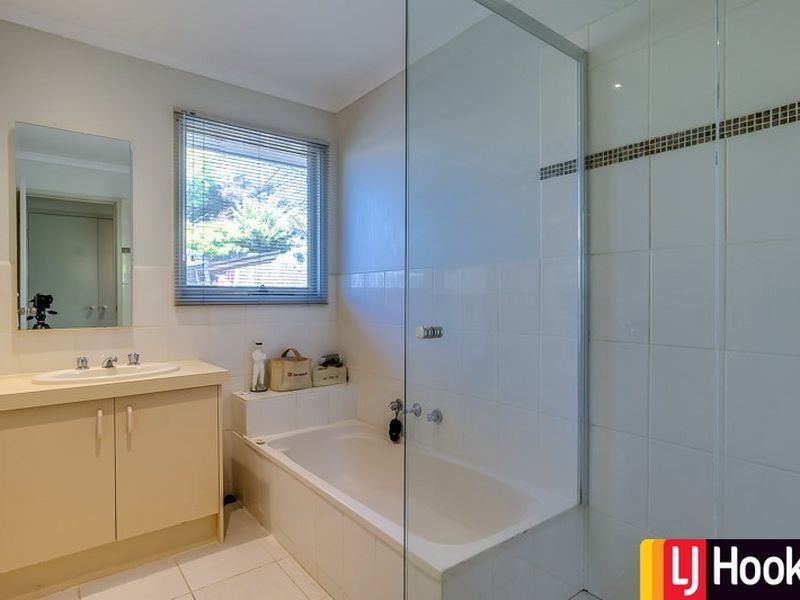 101 Silvereye Crescent, Werribee VIC 3030